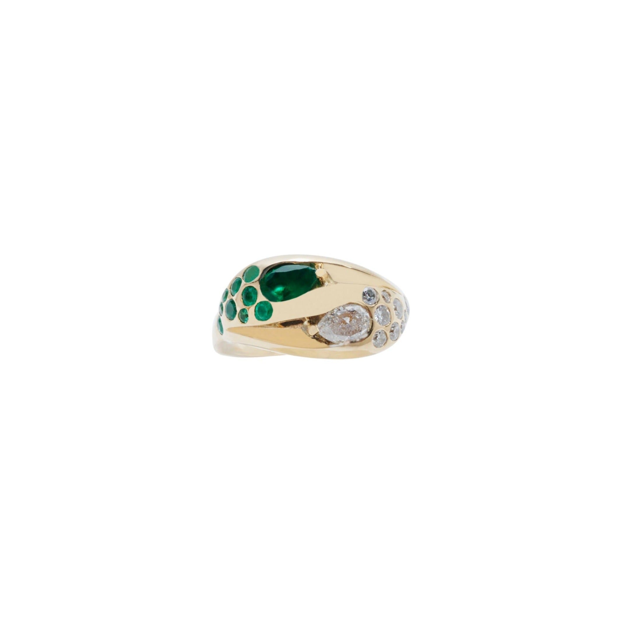 Diamond + Emerald Toi Et Moi Ring